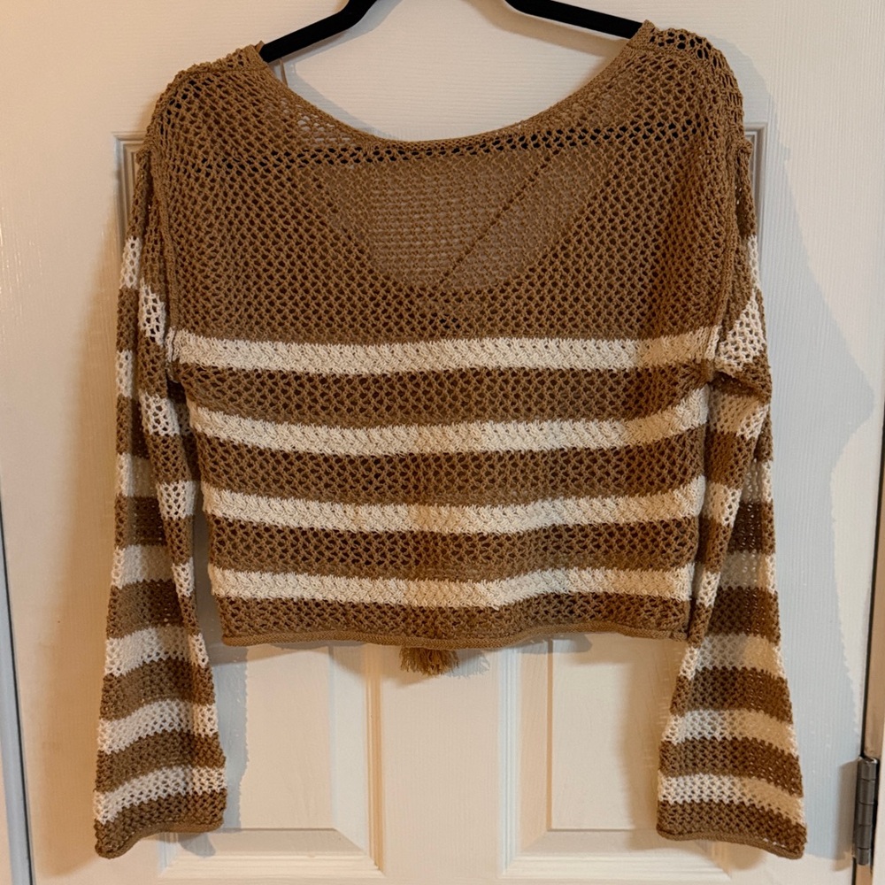 American Eagle Cropped Open-Knit Sweater in Cream/Tan Coastal cowgirl vibes